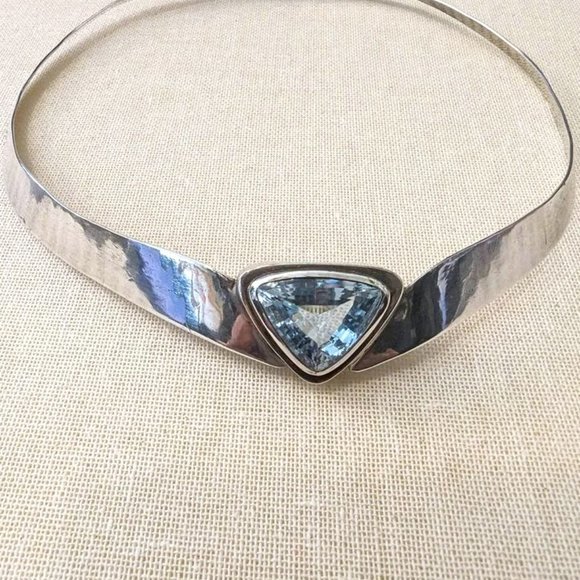 American Modernist circa, 1940 to 1960's Silver Trillion cut Aquamarine Choker! - Picture 2 of 4